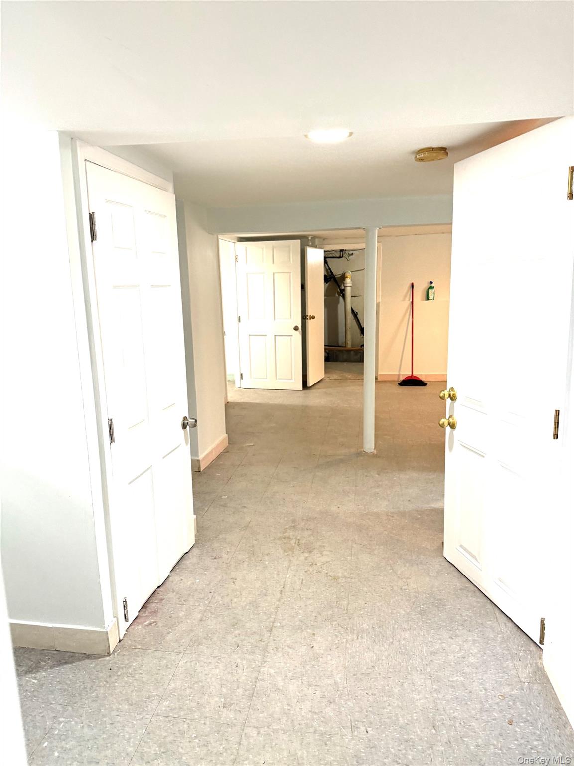 231-22 87 Avenue, Queens Village, NY 11427