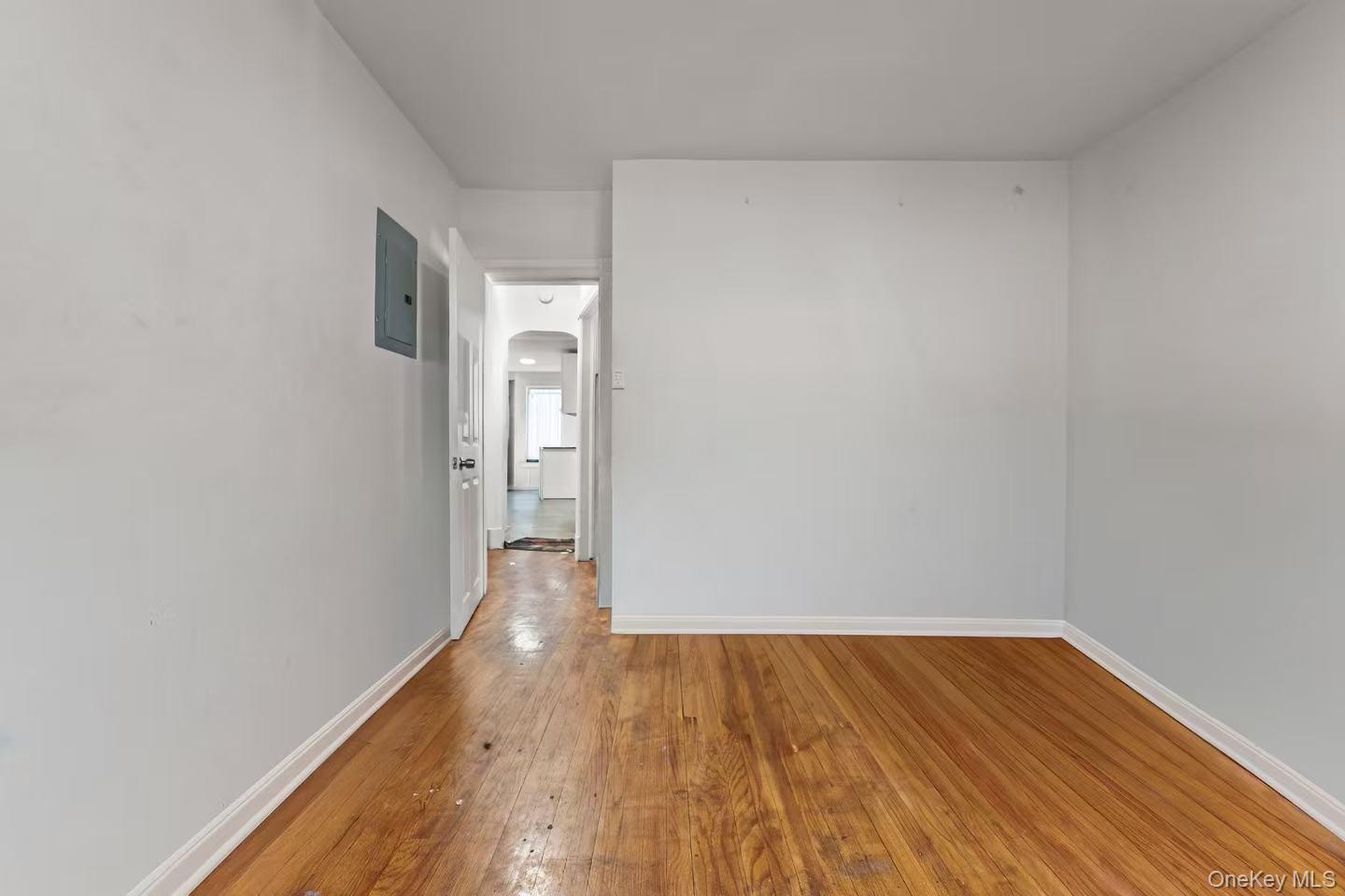 826 E 216 Street, Bronx, NY 10467