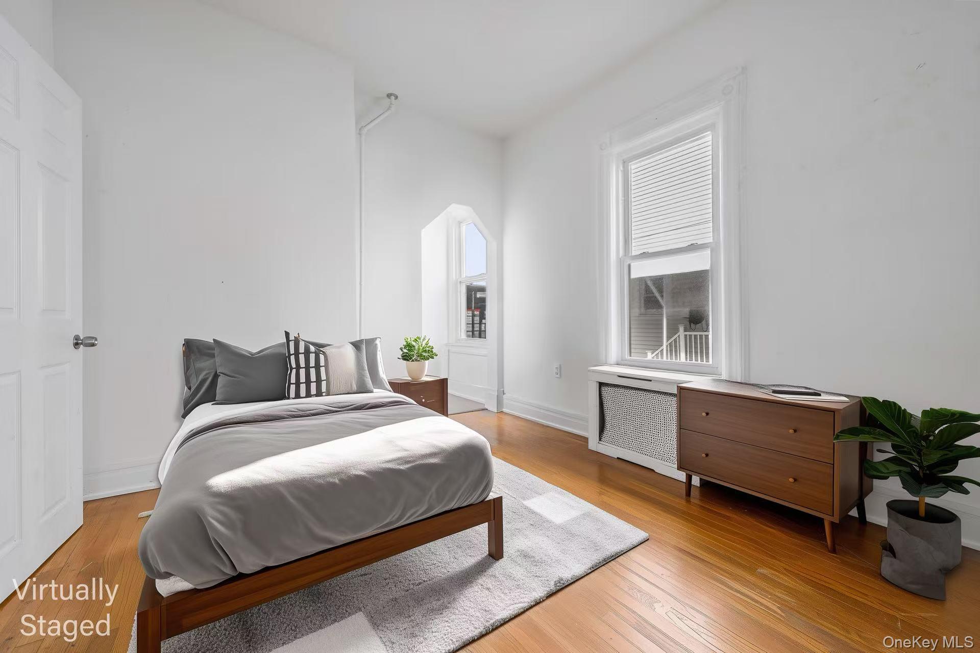 826 E 216 Street, Bronx, NY 10467