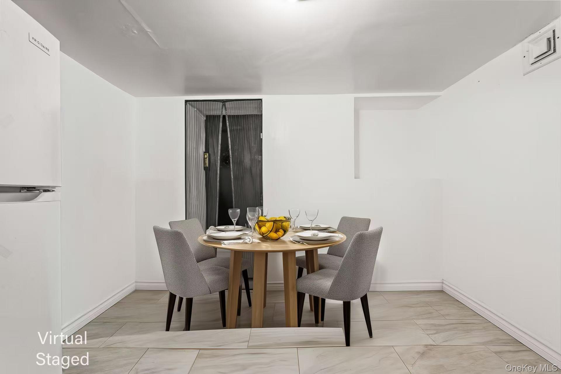 826 E 216 Street, Bronx, NY 10467