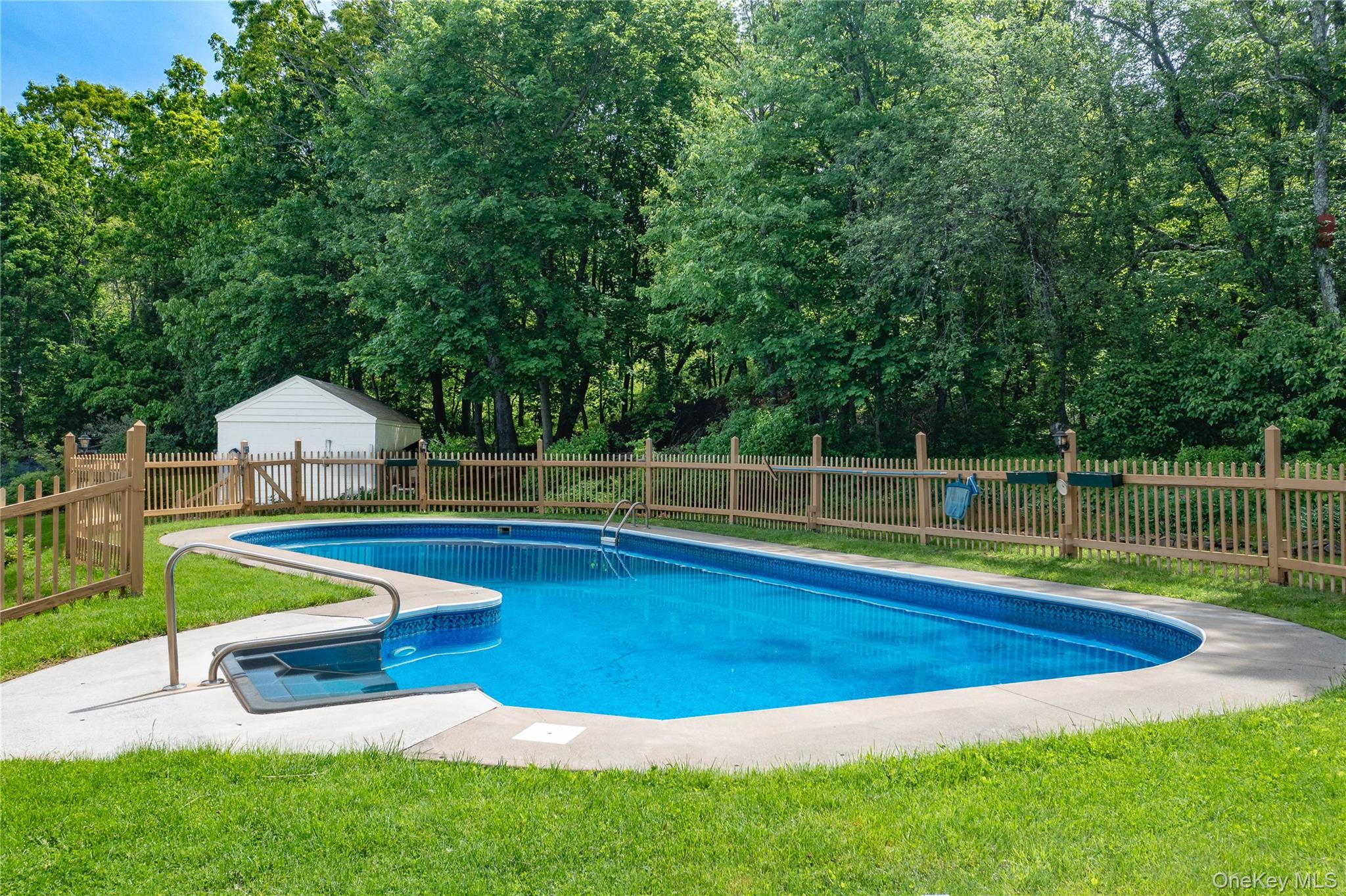 94 S Quaker Hill Road, Pawling, NY 12564