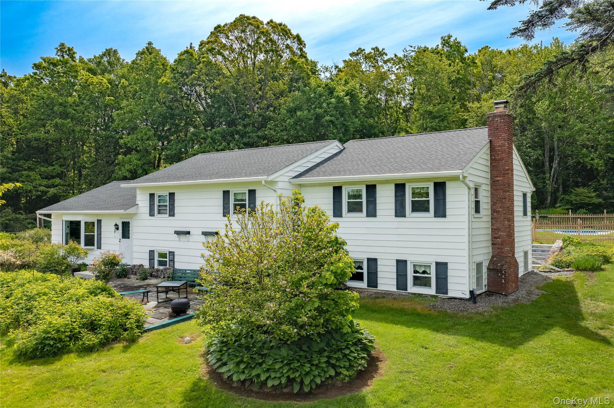 94 S Quaker Hill Road, Pawling, NY 12564