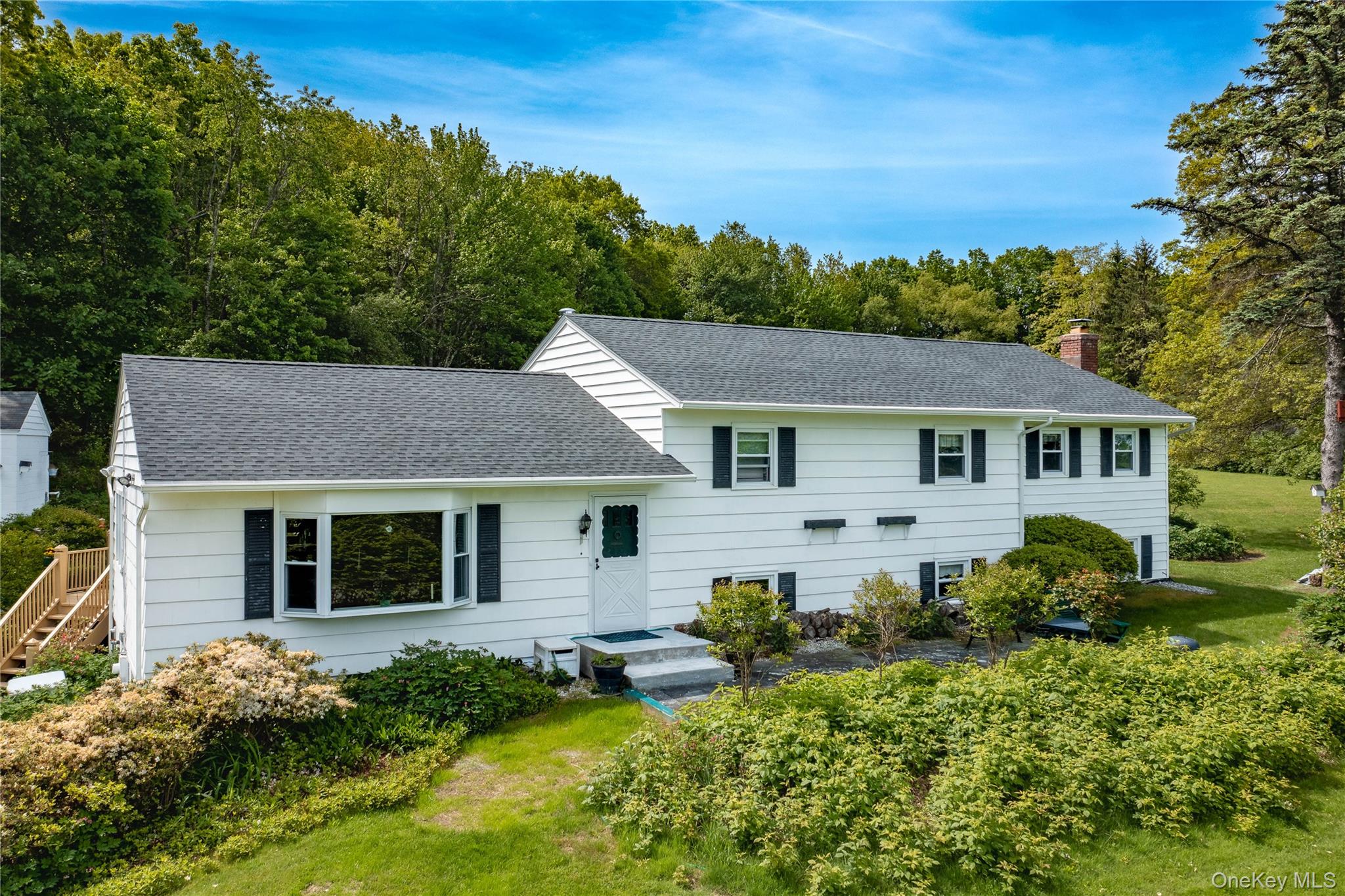 94 S Quaker Hill Road, Pawling, NY 12564