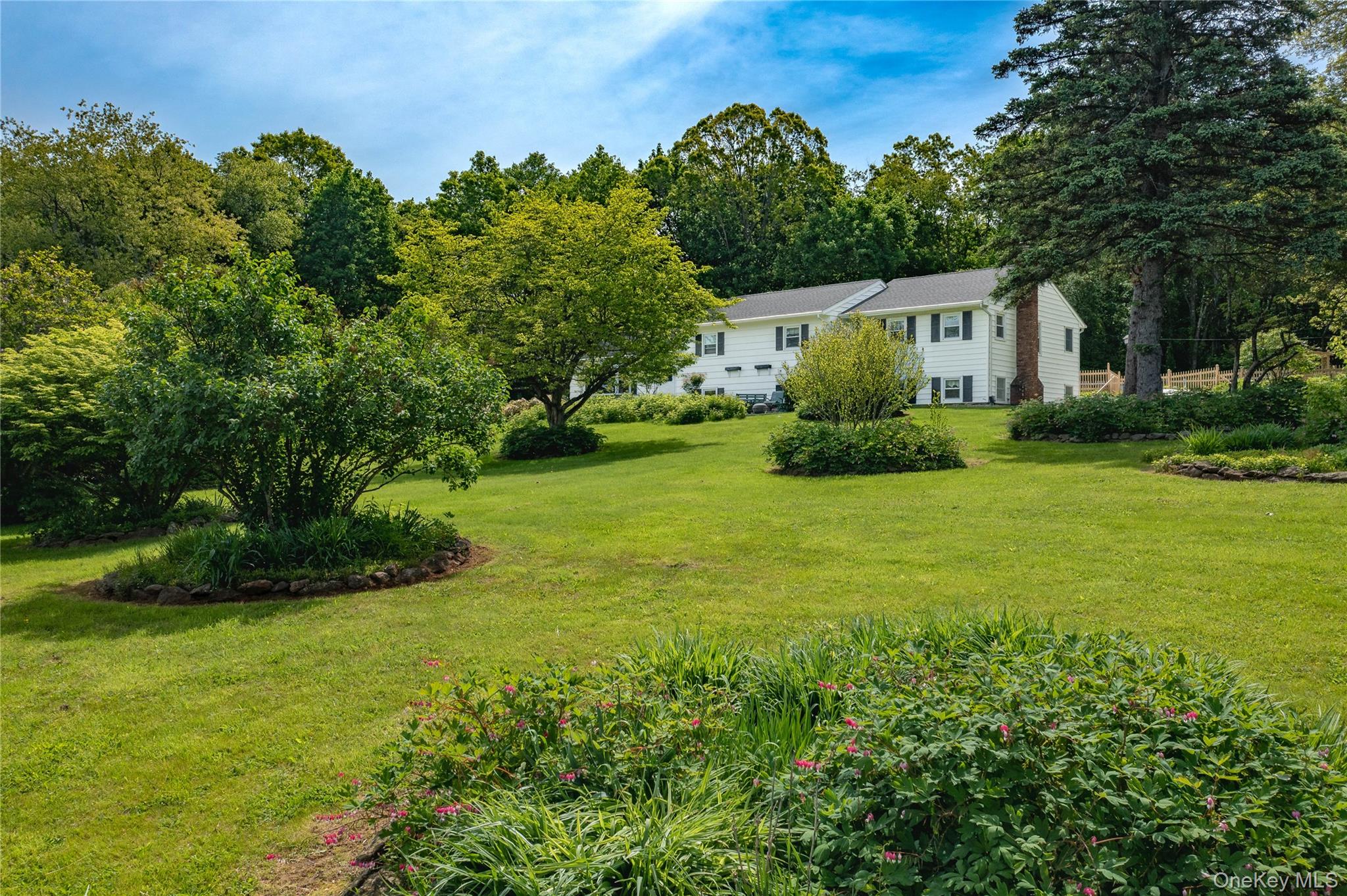 94 S Quaker Hill Road, Pawling, NY 12564