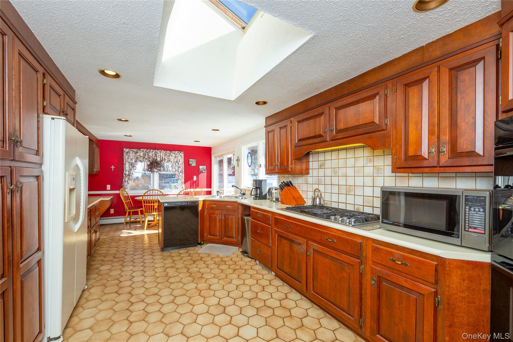 94 S Quaker Hill Road, Pawling, NY 12564