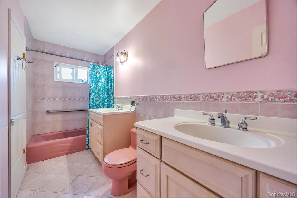 196 Haypath Road, Old Bethpage, NY 11804