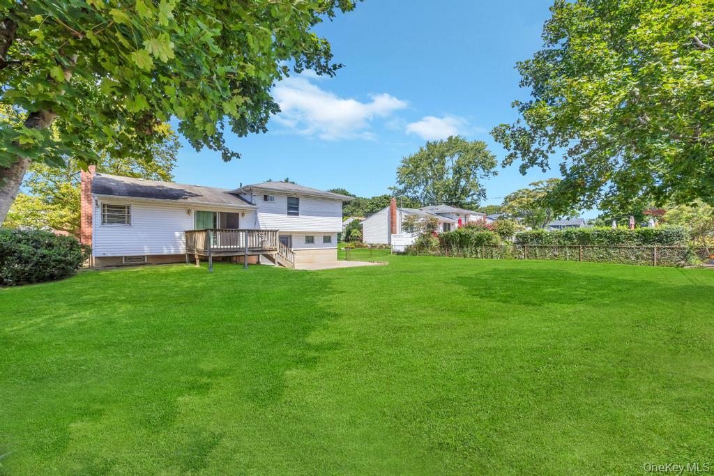 196 Haypath Road, Old Bethpage, NY 11804