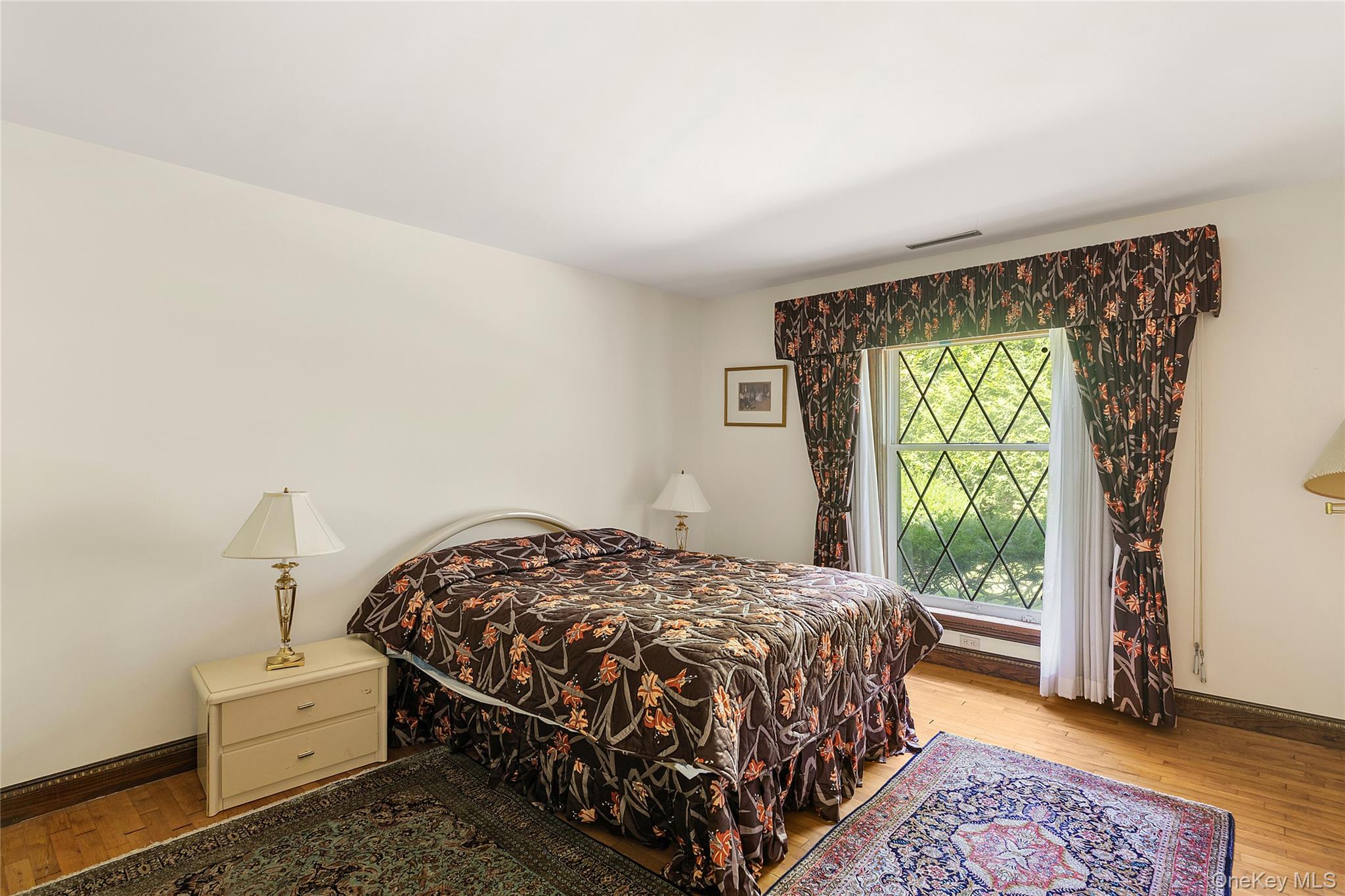 13 Chanticlare Drive, Manhasset, NY 11030