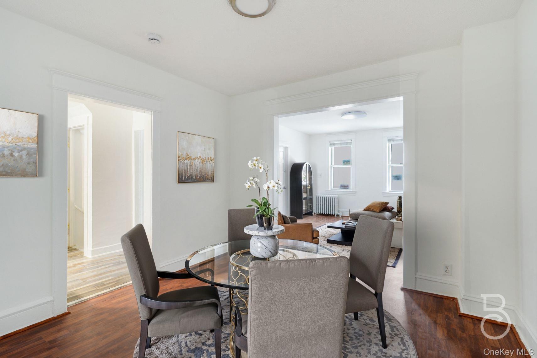 27-12 Ditmars Boulevard, Astoria, NY 11105