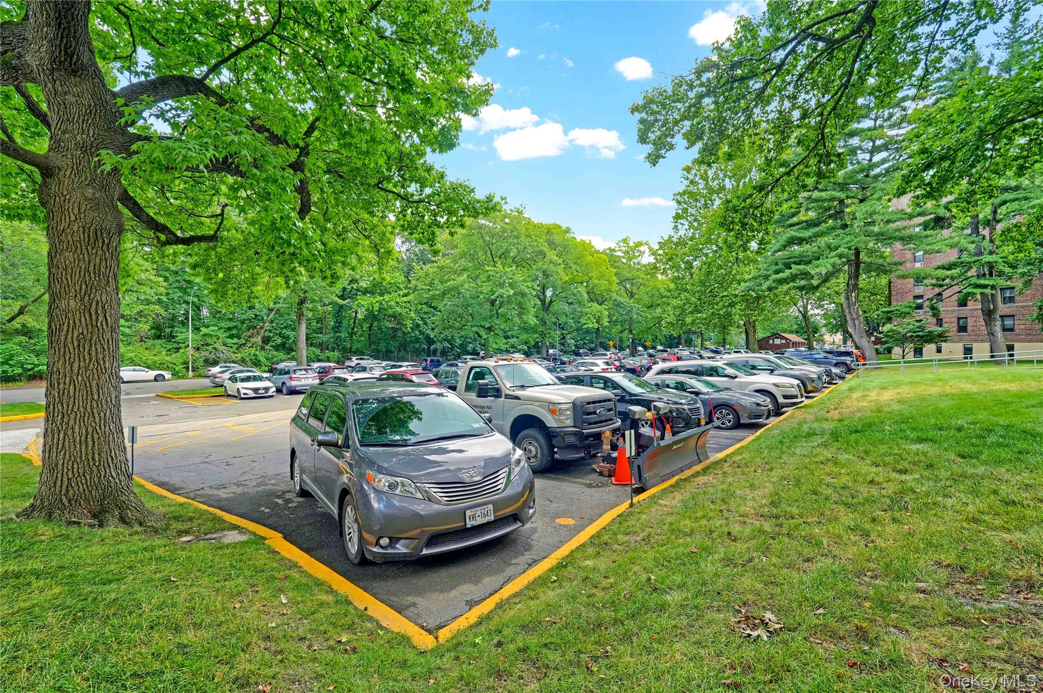 224-24 Union Turnpike # 2B, Bayside, NY 11364