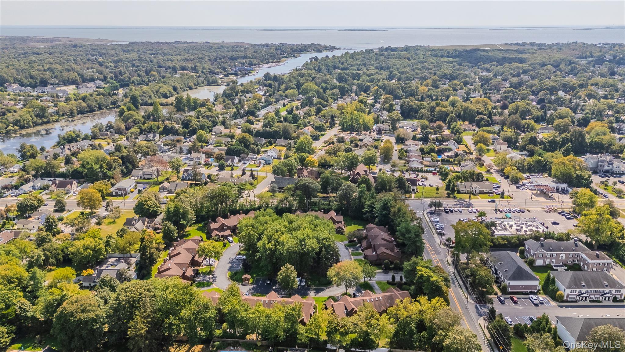 7 Sutton Place, Islip, NY 11751