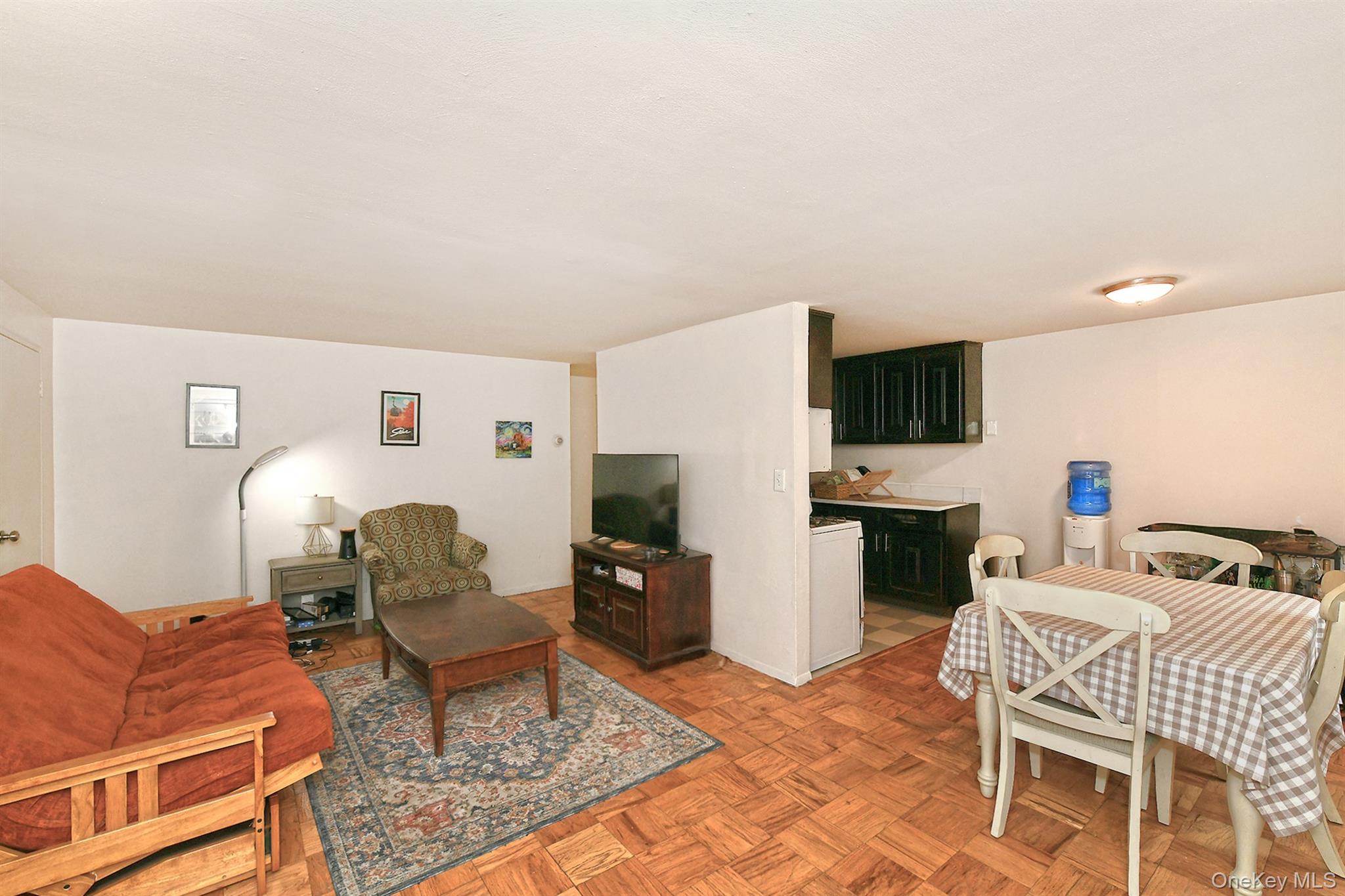 98 Jervis Avenue # 98, Farmingdale, NY 11735