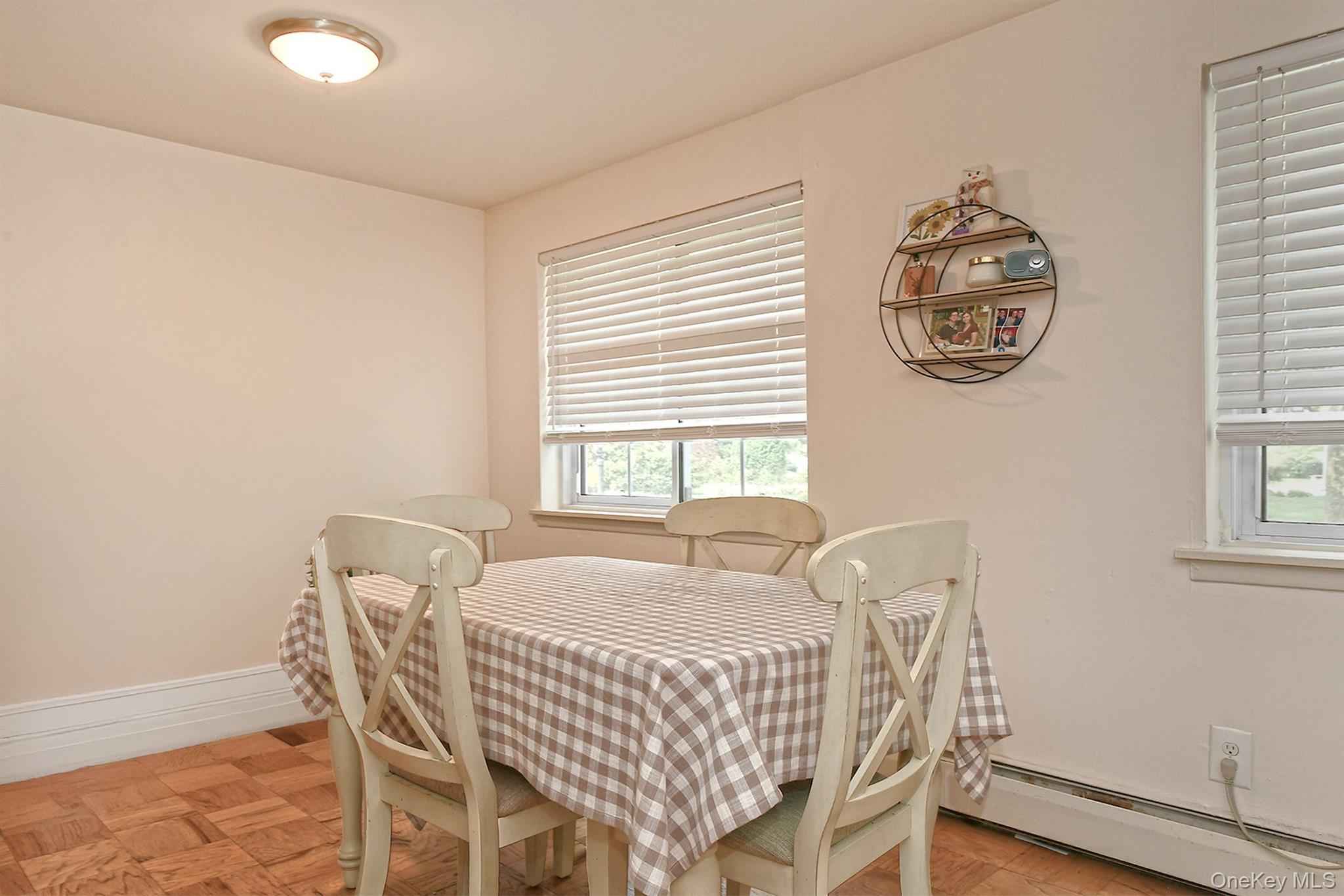 98 Jervis Avenue # 98, Farmingdale, NY 11735