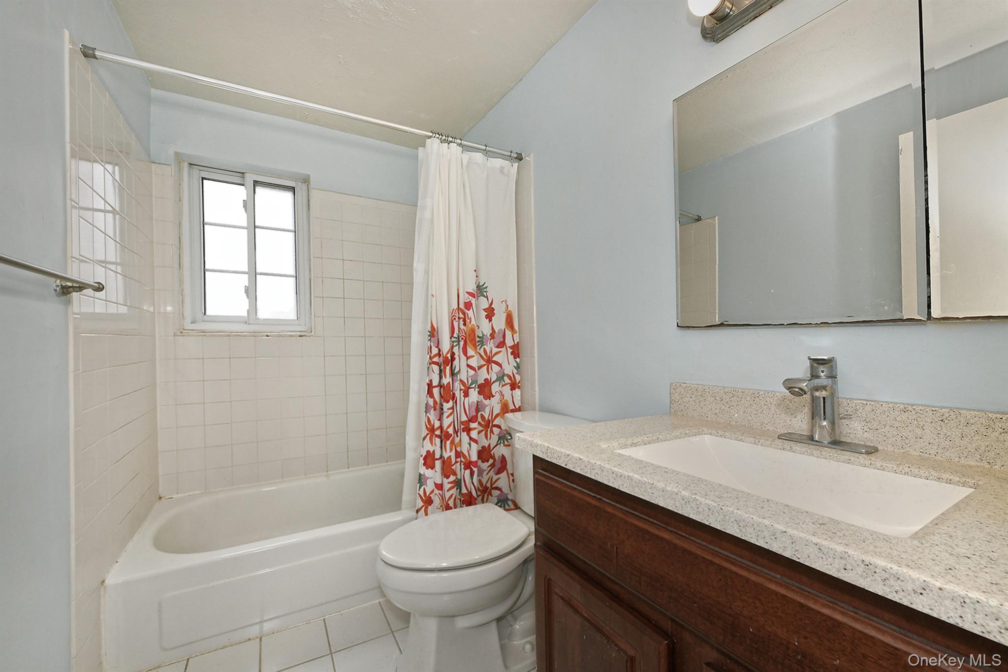 98 Jervis Avenue # 98, Farmingdale, NY 11735