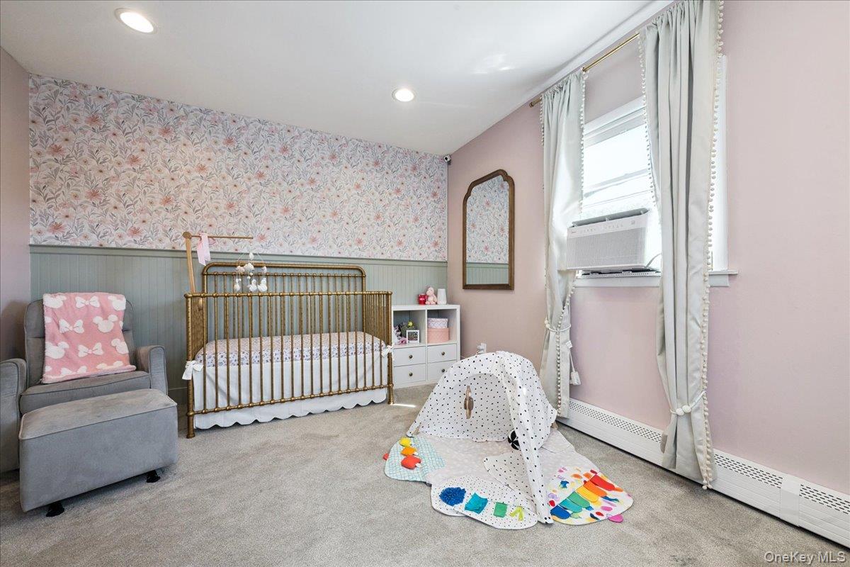 14 Osceola Avenue, Deer Park, NY 11729