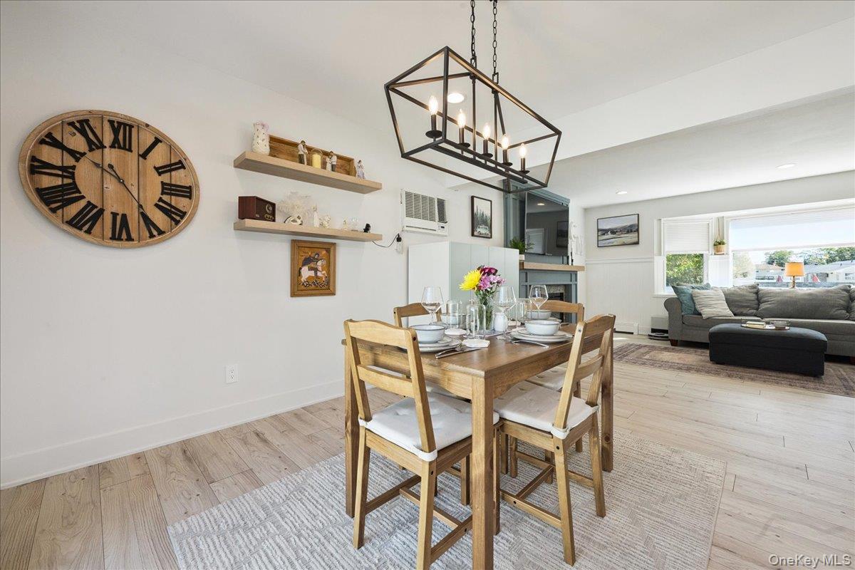 14 Osceola Avenue, Deer Park, NY 11729