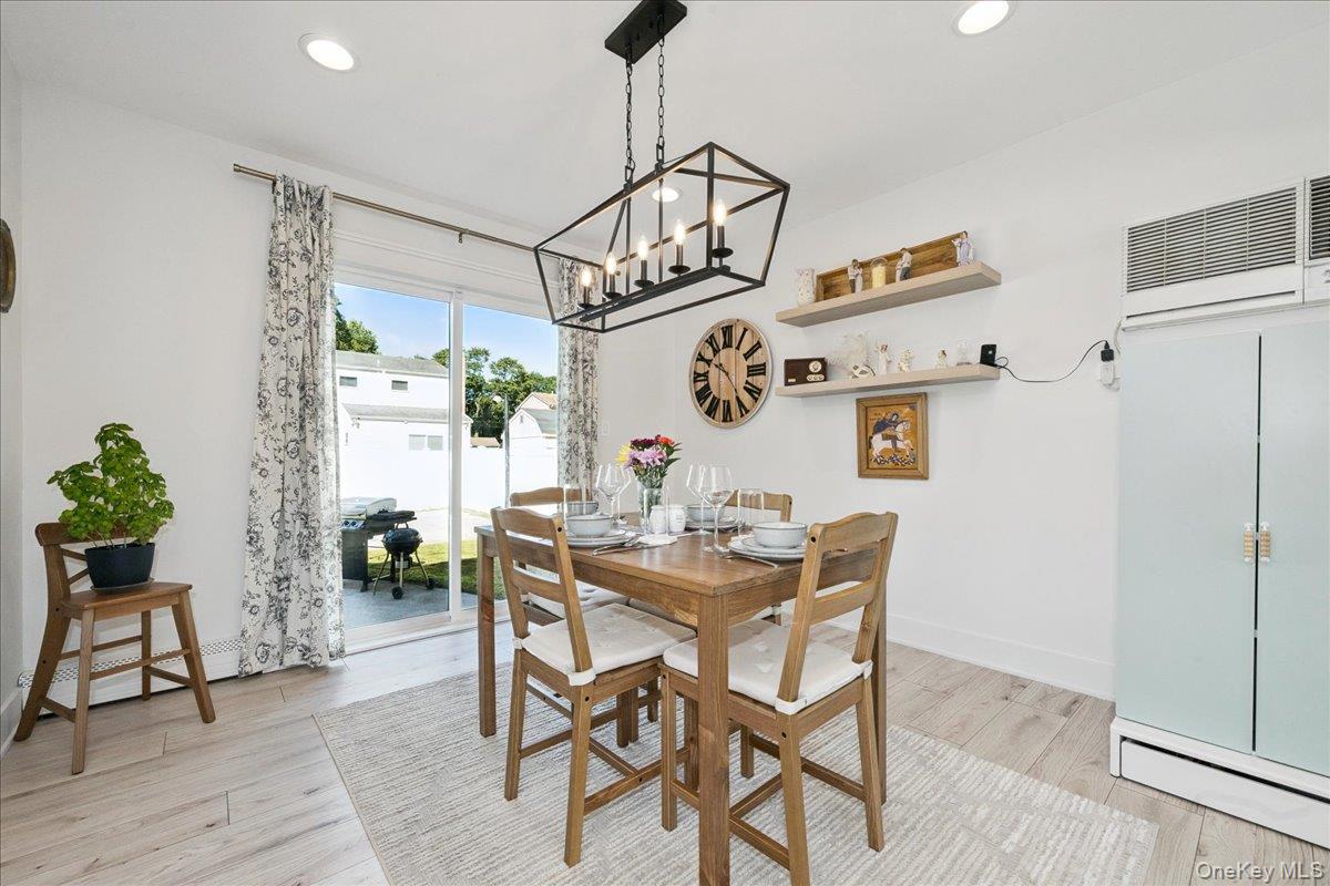 14 Osceola Avenue, Deer Park, NY 11729