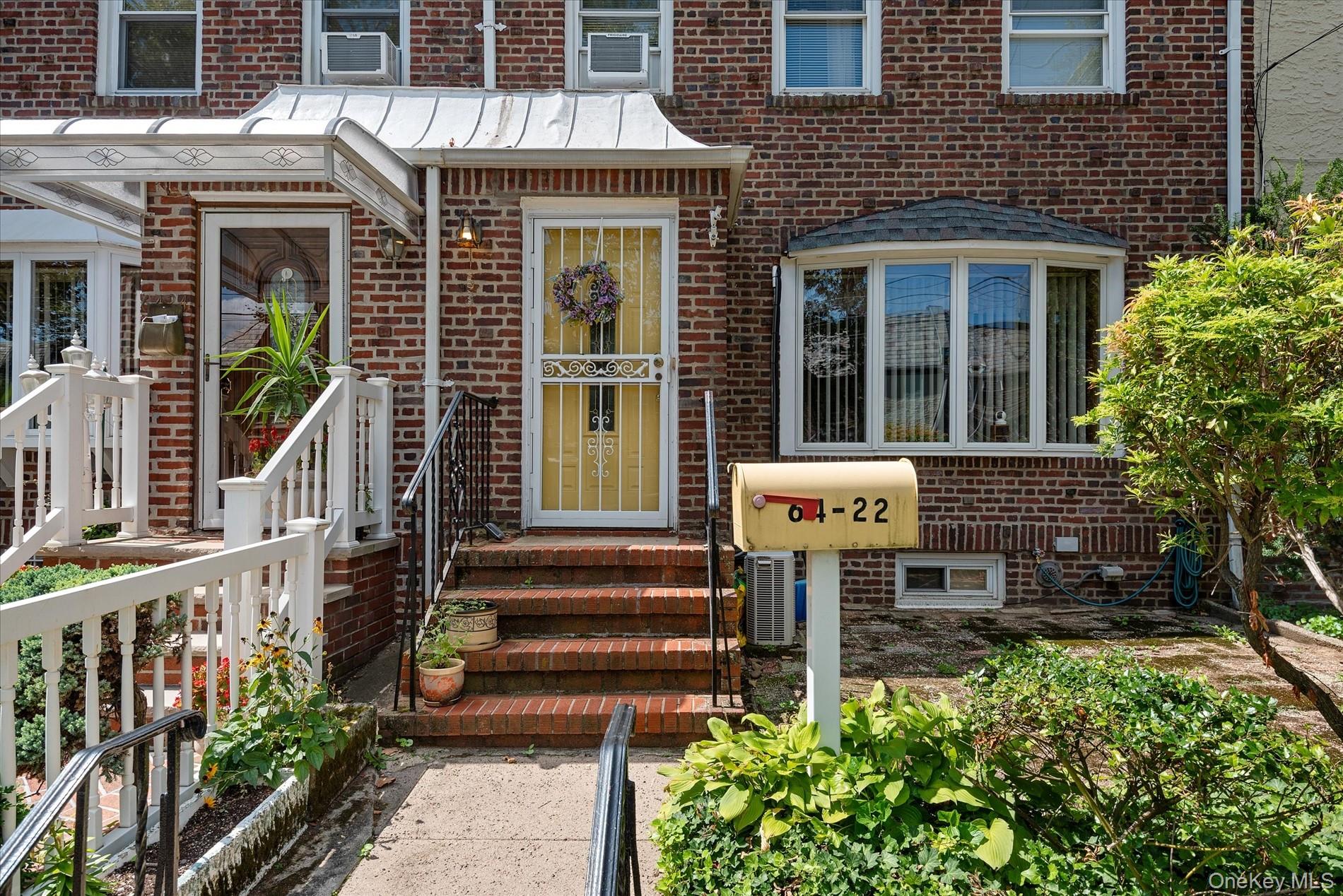 64-22 79th Street, Middle Village, NY 11379