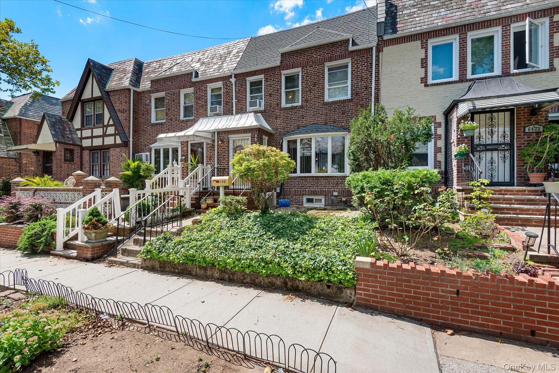 64-22 79th Street, Middle Village, NY 11379