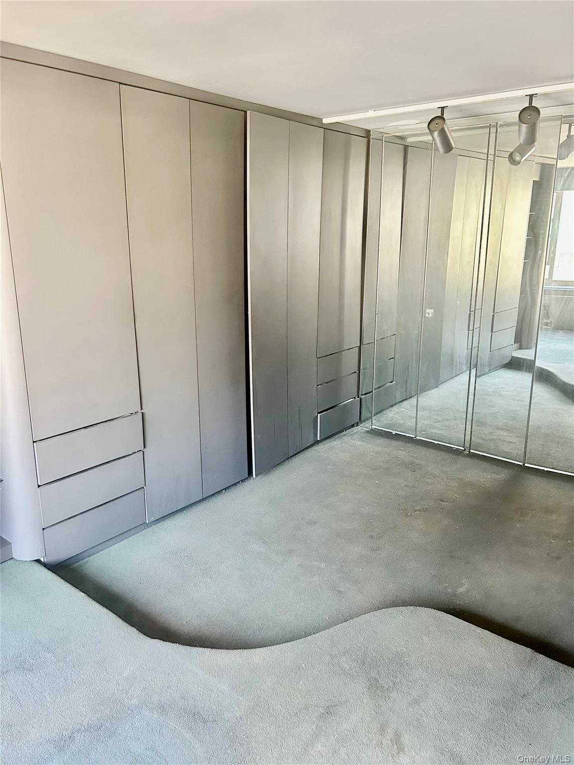 201 E 66th Street # 14D, New York (Manhattan), NY 10065