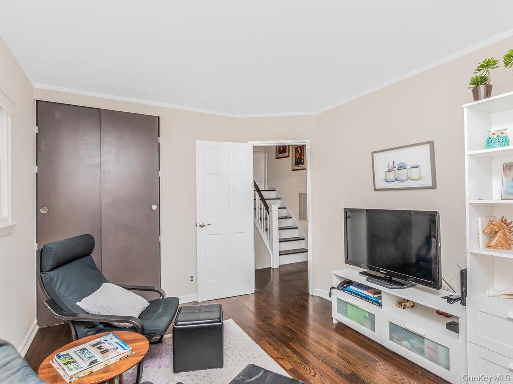 11 Montclair Road, Yonkers, NY 10710