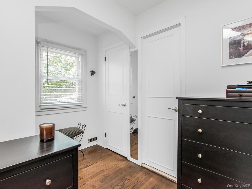 11 Montclair Road, Yonkers, NY 10710