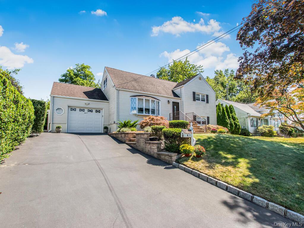 11 Montclair Road, Yonkers, NY 10710