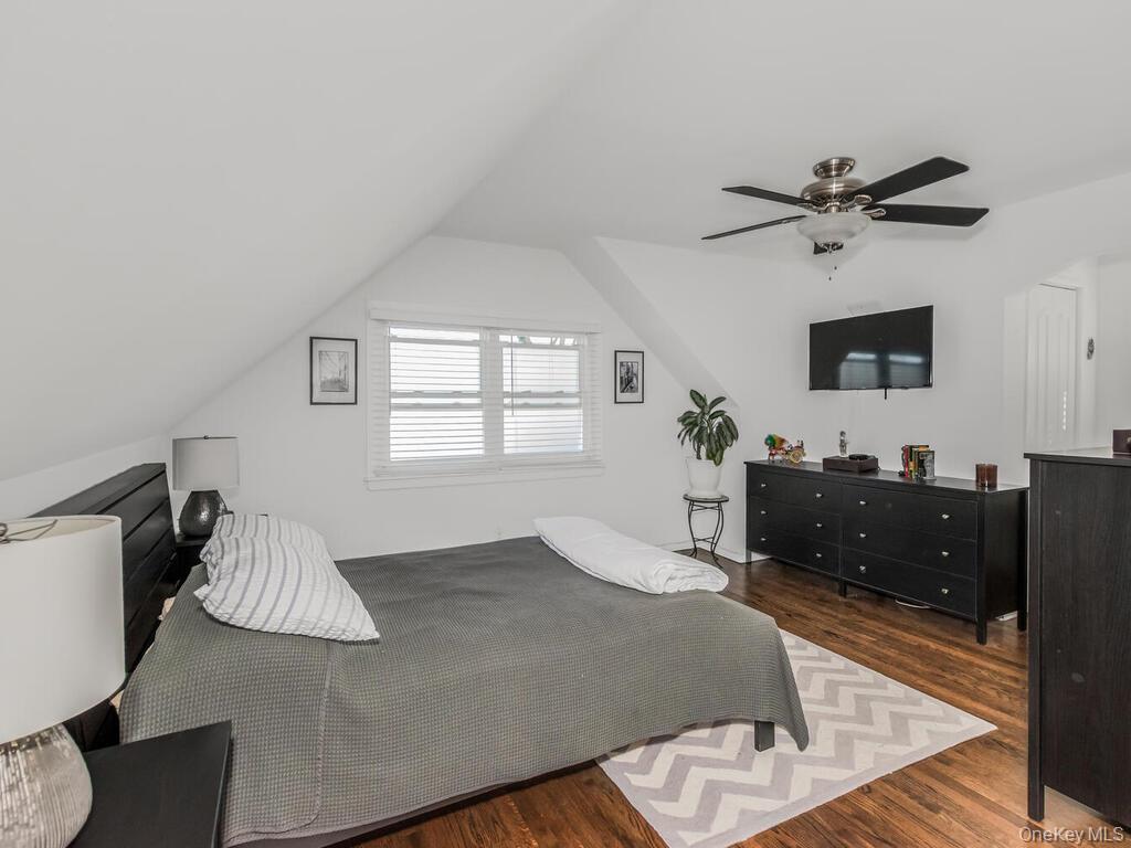 11 Montclair Road, Yonkers, NY 10710