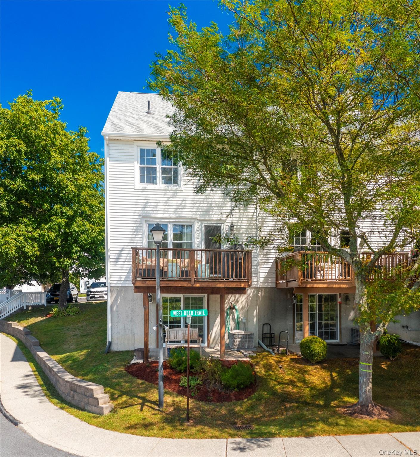 27 Washington Court, Pawling, NY 12564