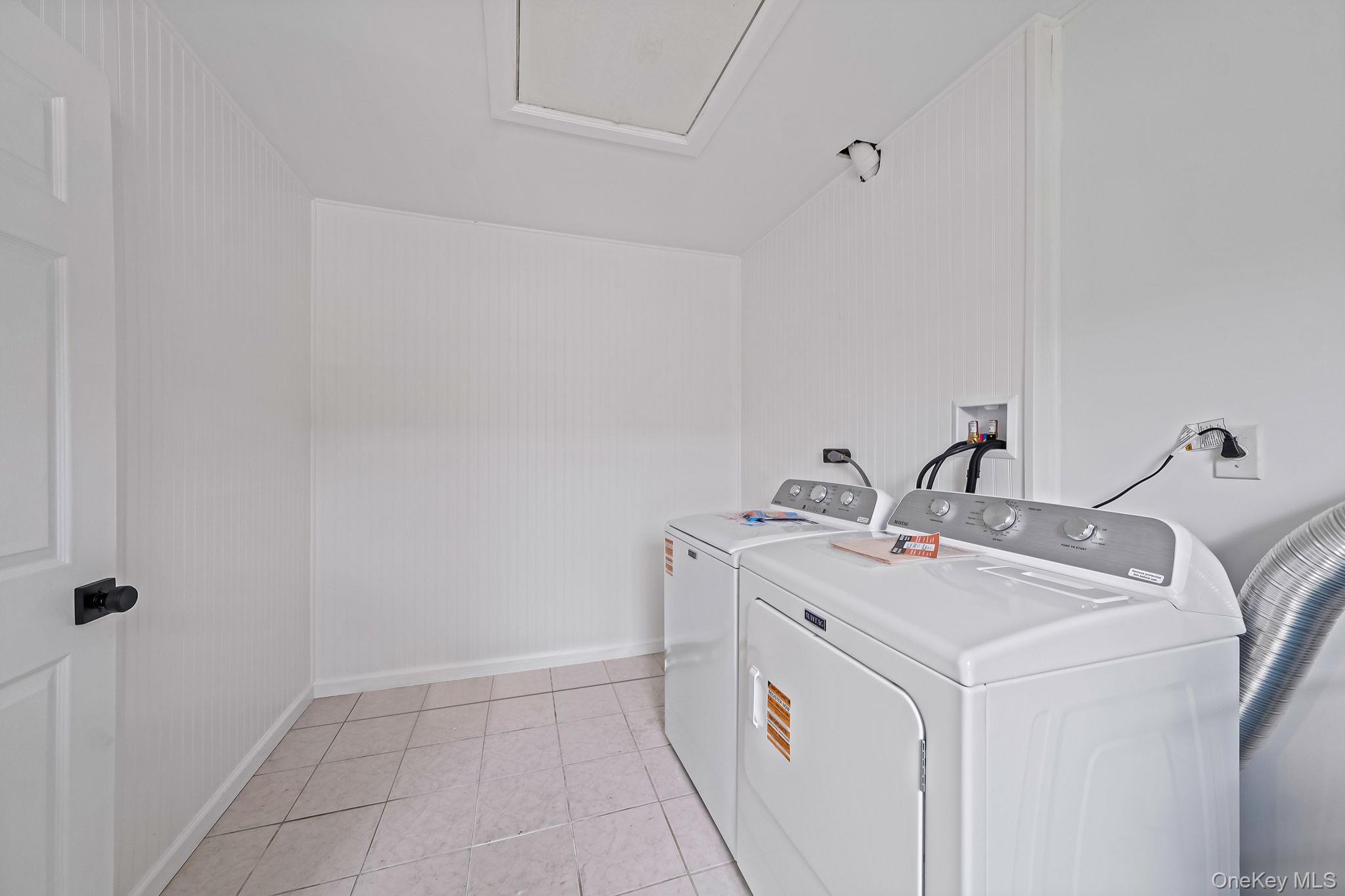 66 Laurin Road, Calverton, NY 11933