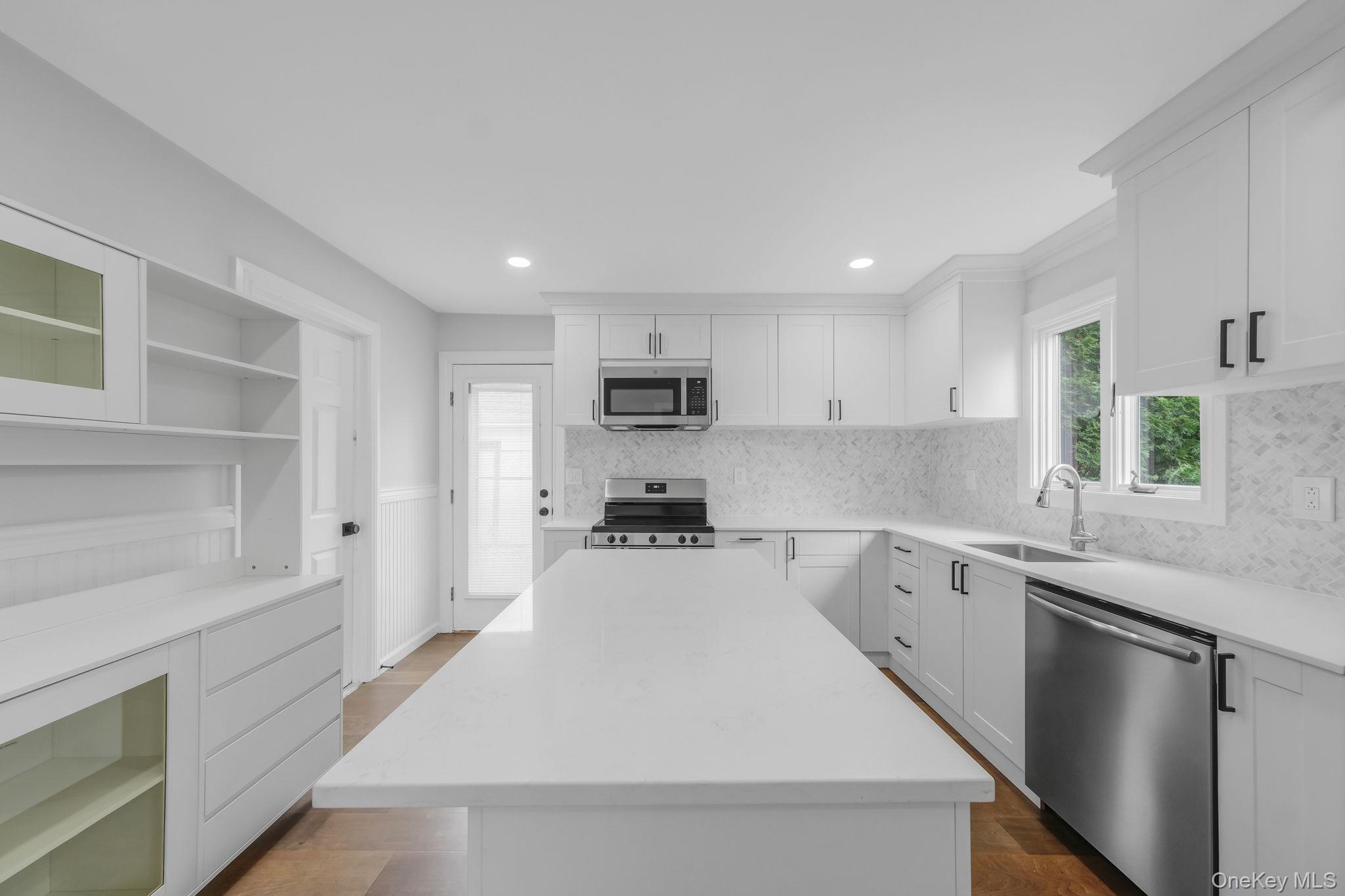 66 Laurin Road, Calverton, NY 11933