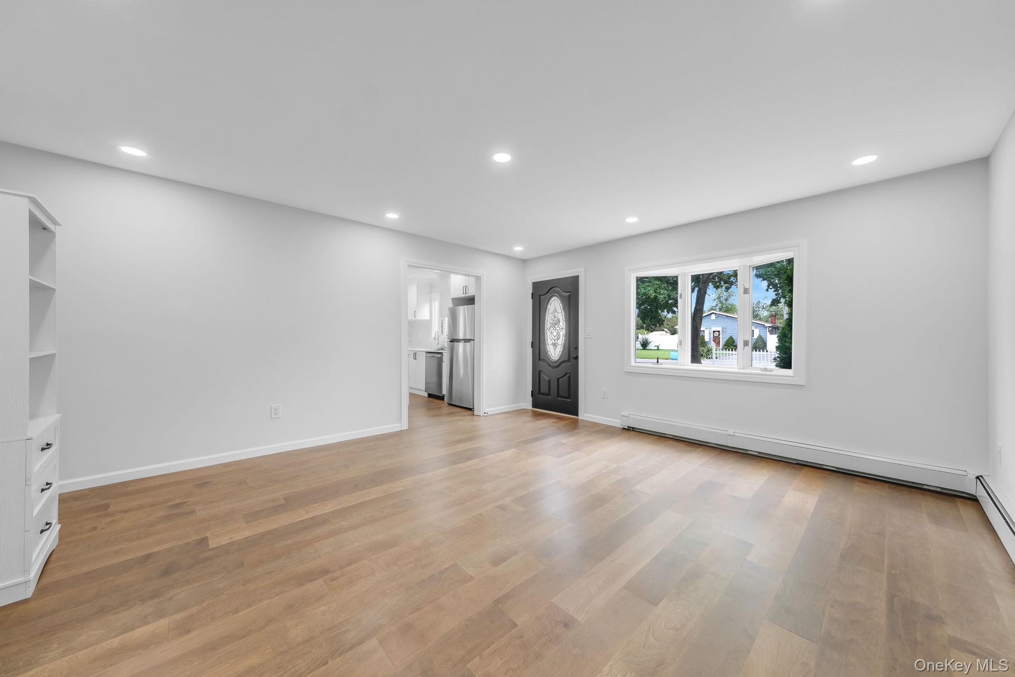 66 Laurin Road, Calverton, NY 11933