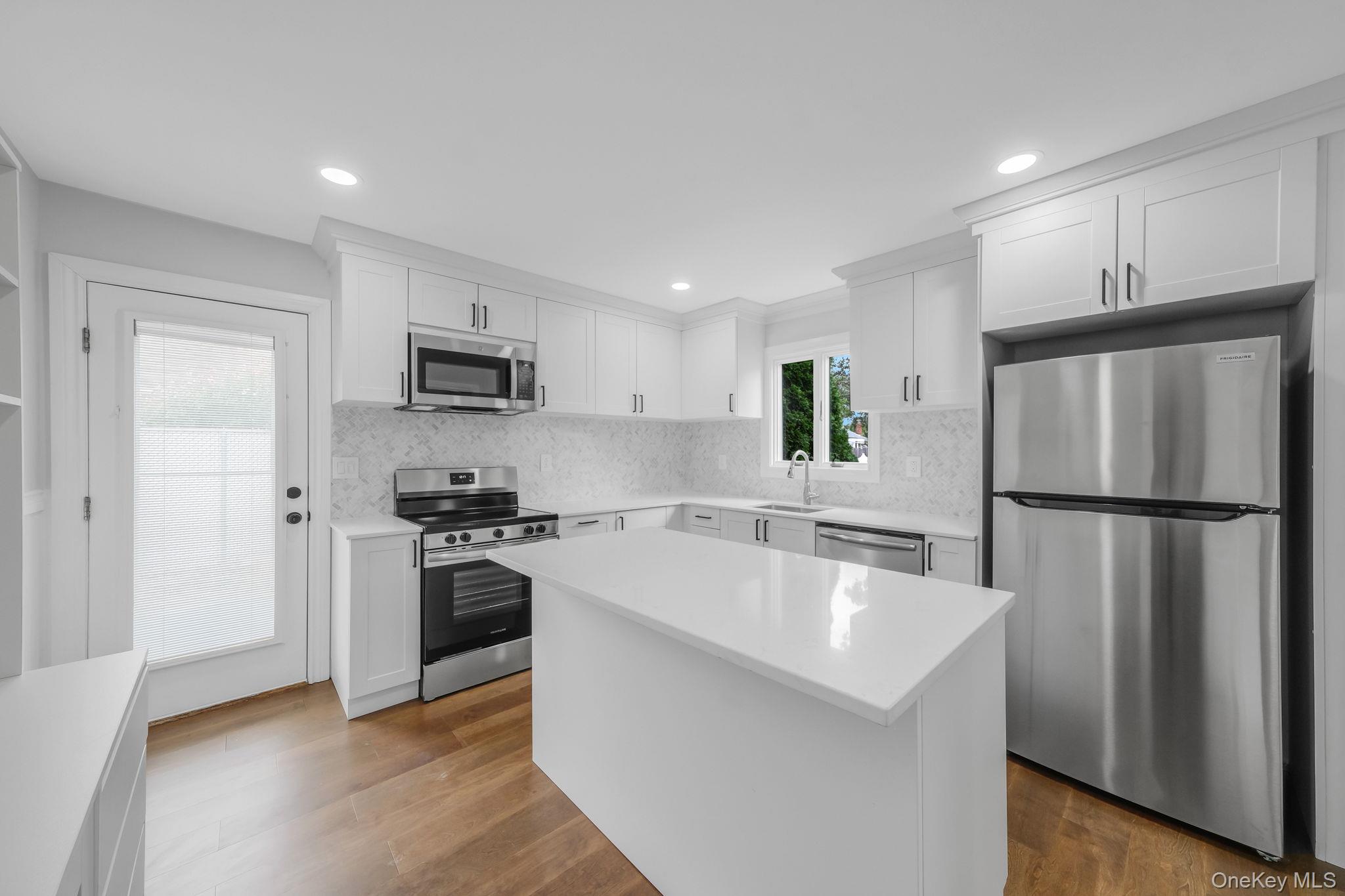 66 Laurin Road, Calverton, NY 11933