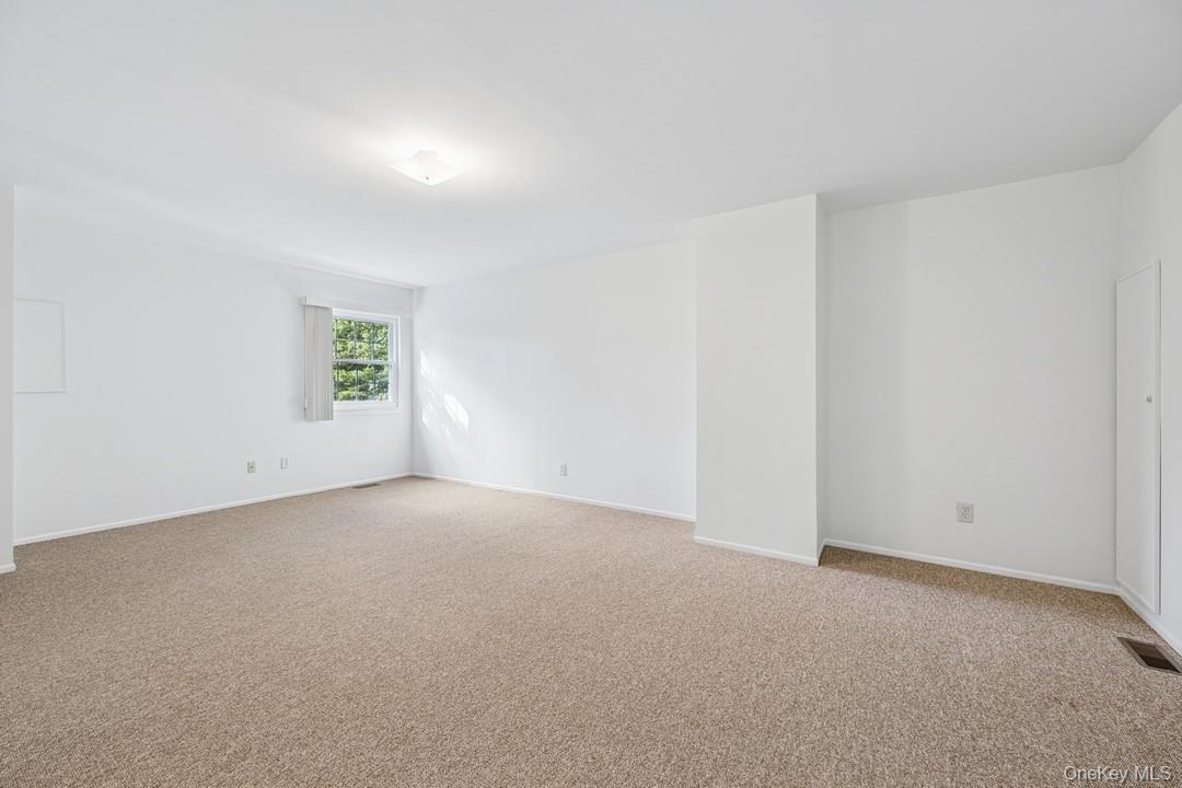 30 Quail Court, Manorville, NY 11949