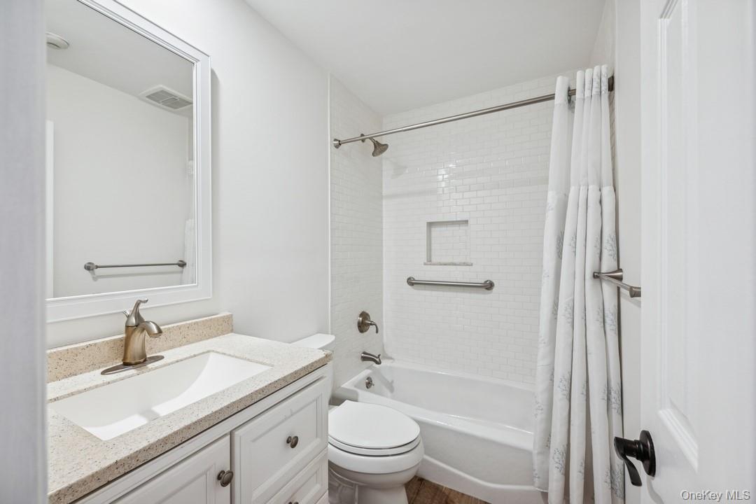 30 Quail Court, Manorville, NY 11949