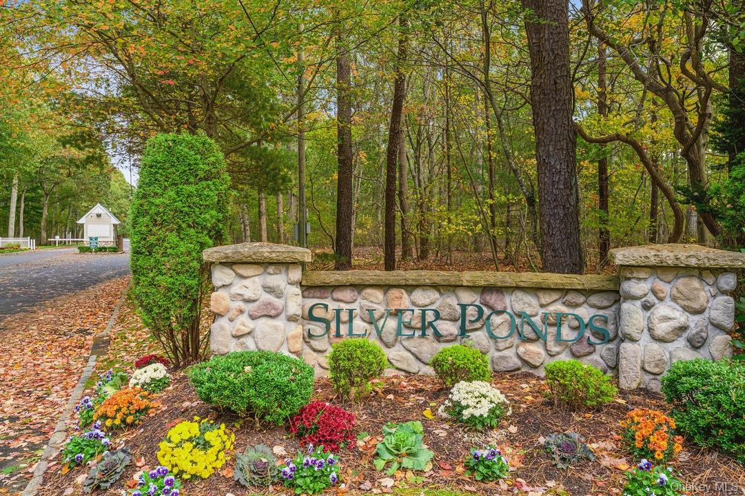 30 Quail Court, Manorville, NY 11949