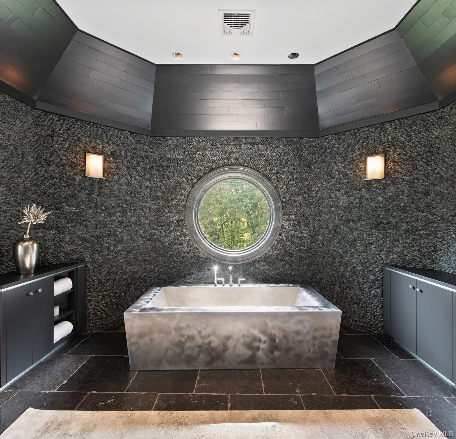 218 Croton Avenue, Bedford Corners, NY 10549