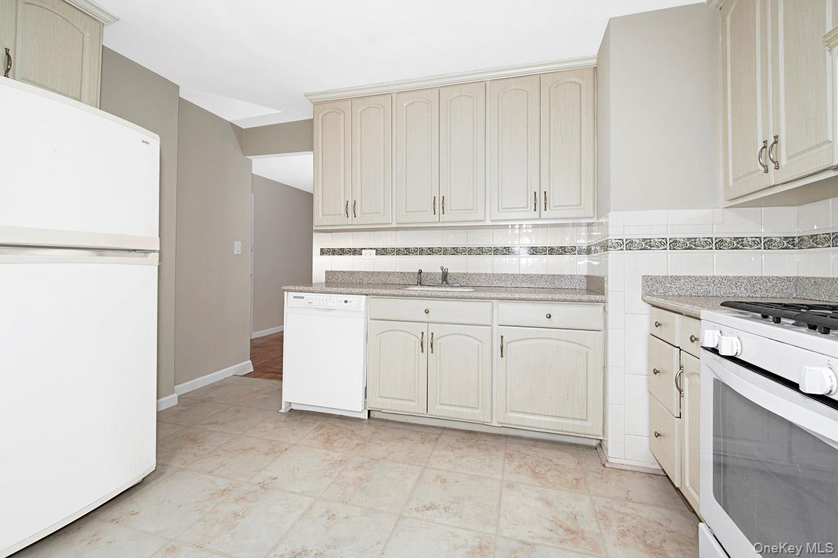 609 Kappock Street # 3F, Bronx, NY 10463