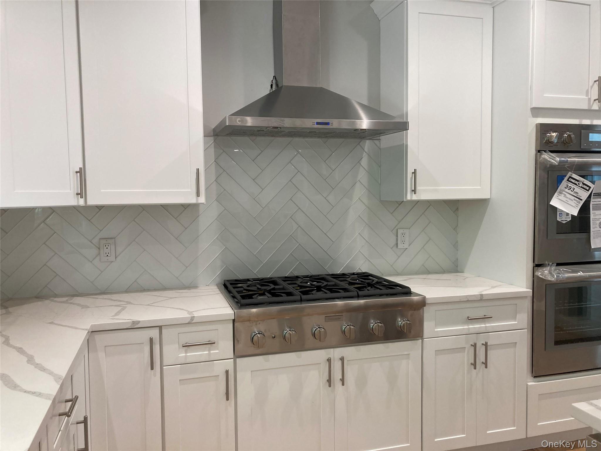 130 Syosset Woodbury Road, Syosset, NY 11791