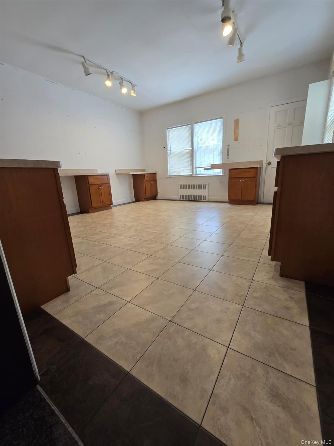 10510 Crossbay Boulevard, Ozone Park, NY 11417