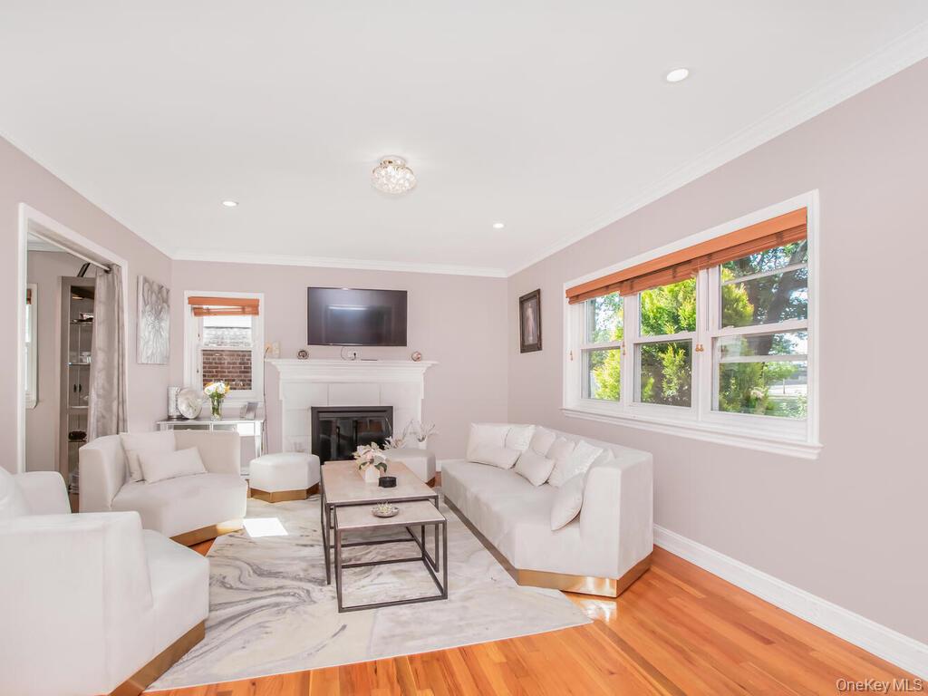 135 Midland Terrace, Yonkers, NY 10704