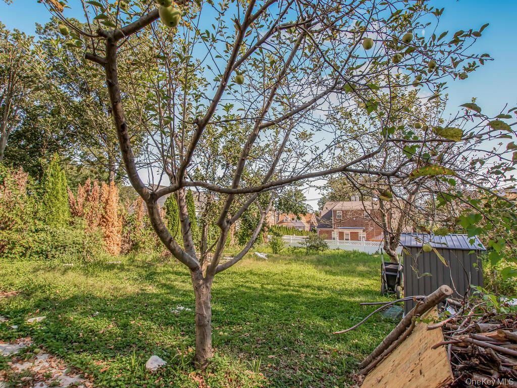 135 Midland Terrace, Yonkers, NY 10704