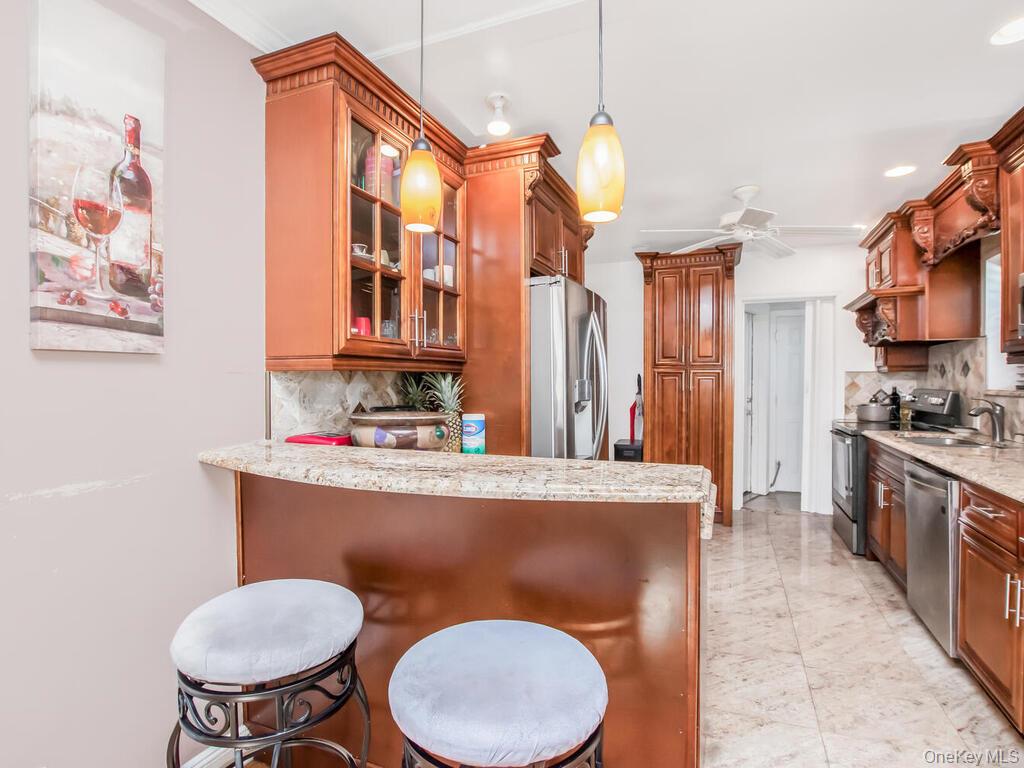 135 Midland Terrace, Yonkers, NY 10704