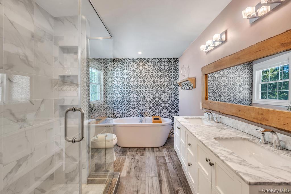 84 Superior Road, Floral Park, NY 11001