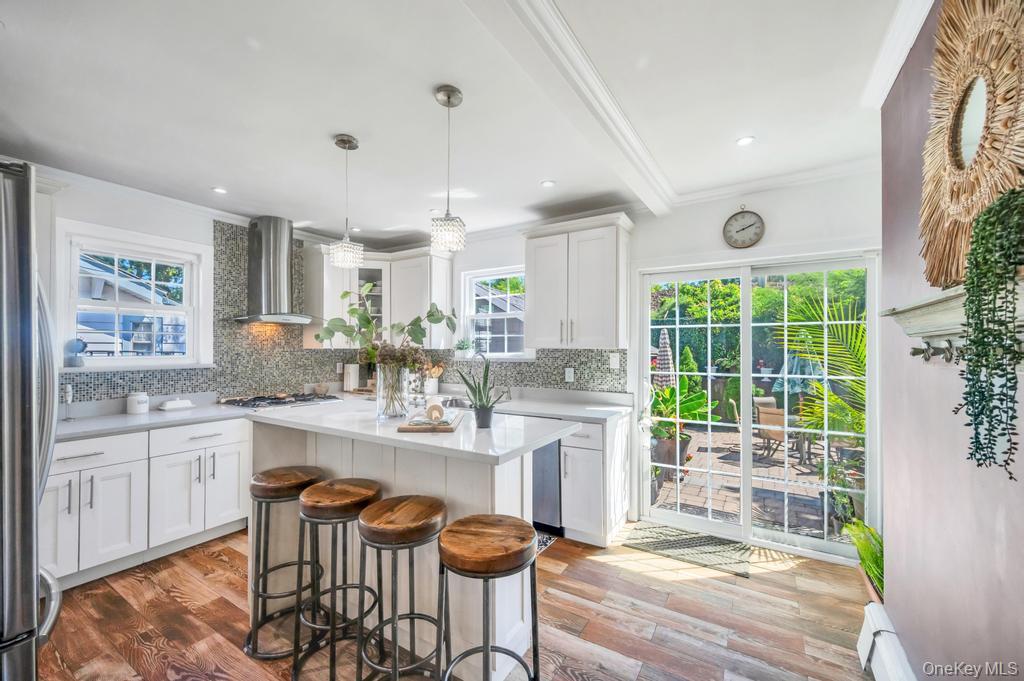 84 Superior Road, Floral Park, NY 11001