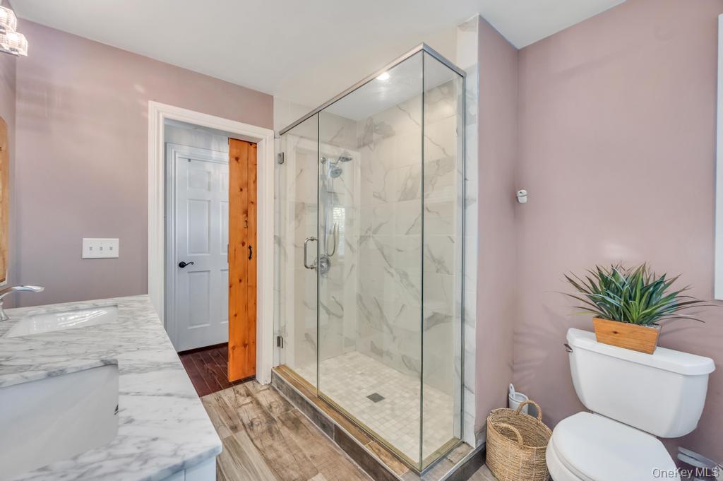 84 Superior Road, Floral Park, NY 11001