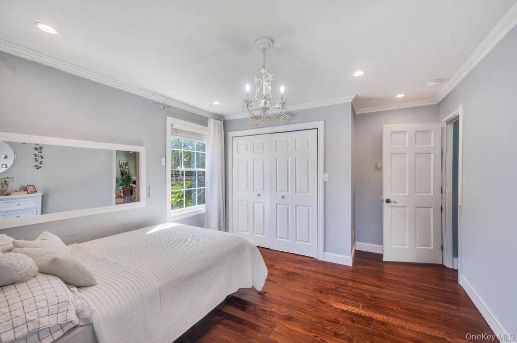 84 Superior Road, Floral Park, NY 11001