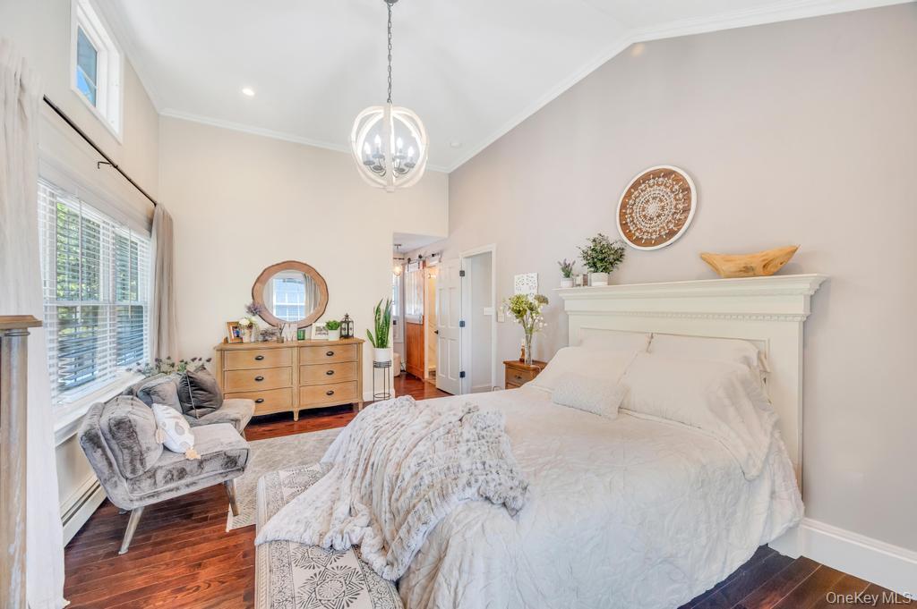 84 Superior Road, Floral Park, NY 11001