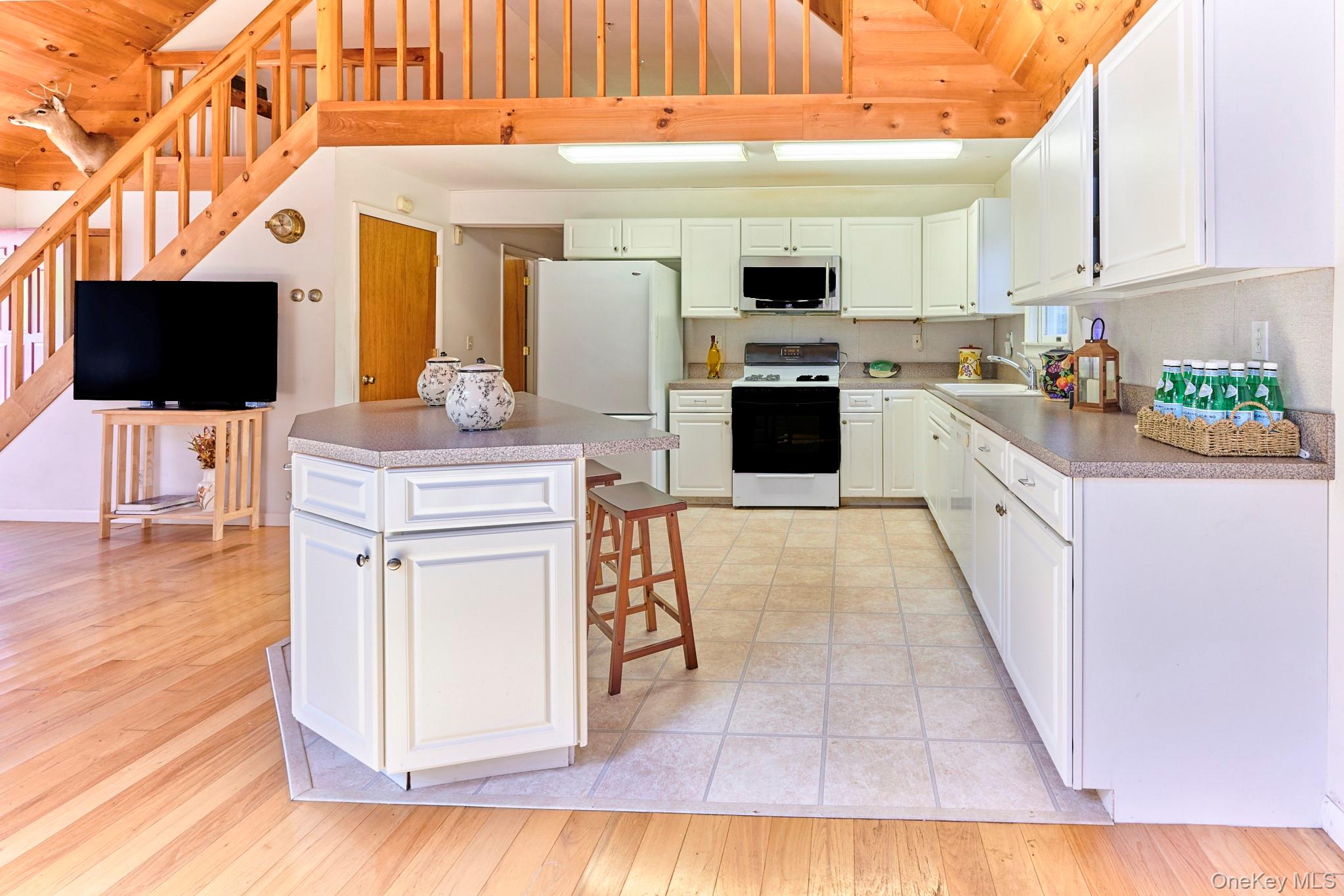 10 W Simmon, Callicoon, NY 12736