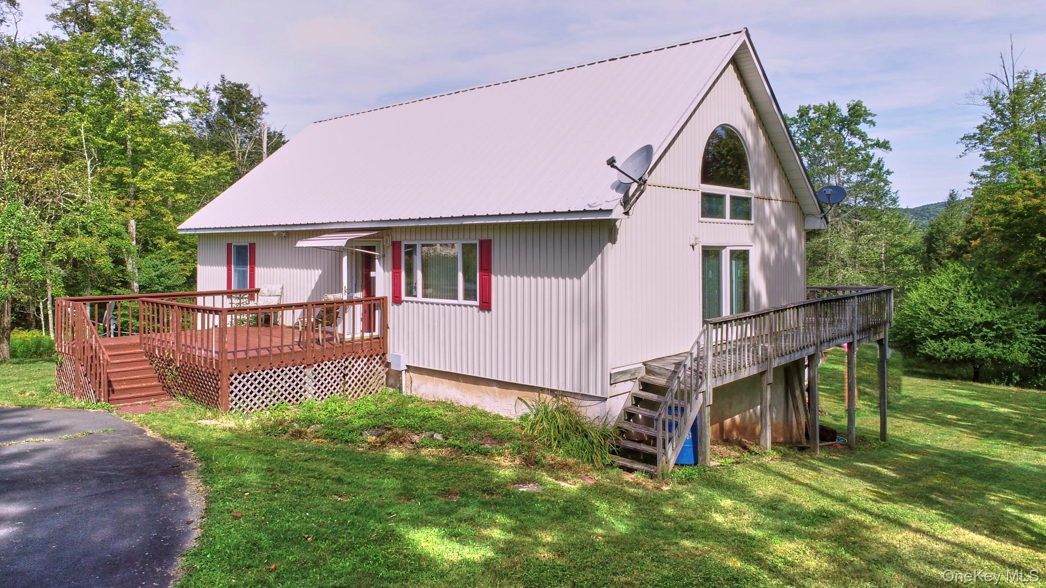 10 W Simmon, Callicoon, NY 12736